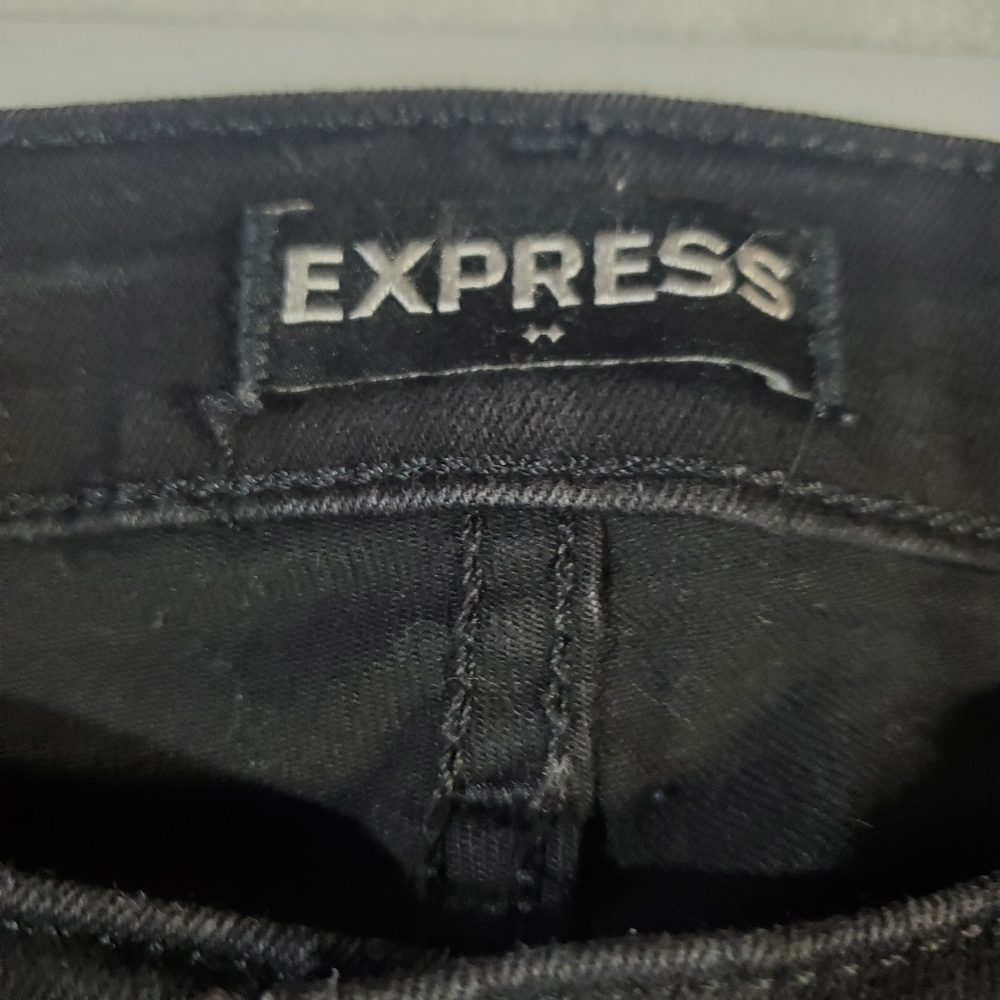 Express Mid-Rise Black Leggings - Picture 3 of 8